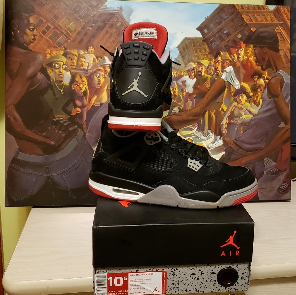 Sold.... Jordan Bred 4s size 10.5
